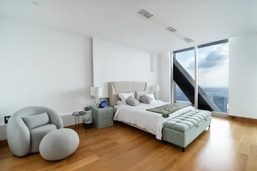 5 Bedrooms Penthouse in The Gate Tower 1