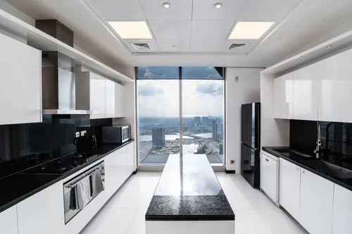 5 Bedrooms Penthouse in The Gate Tower 1