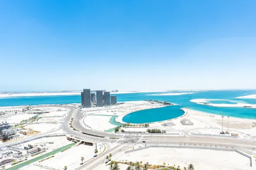 2 Bedrooms Apartment in Beach Towers