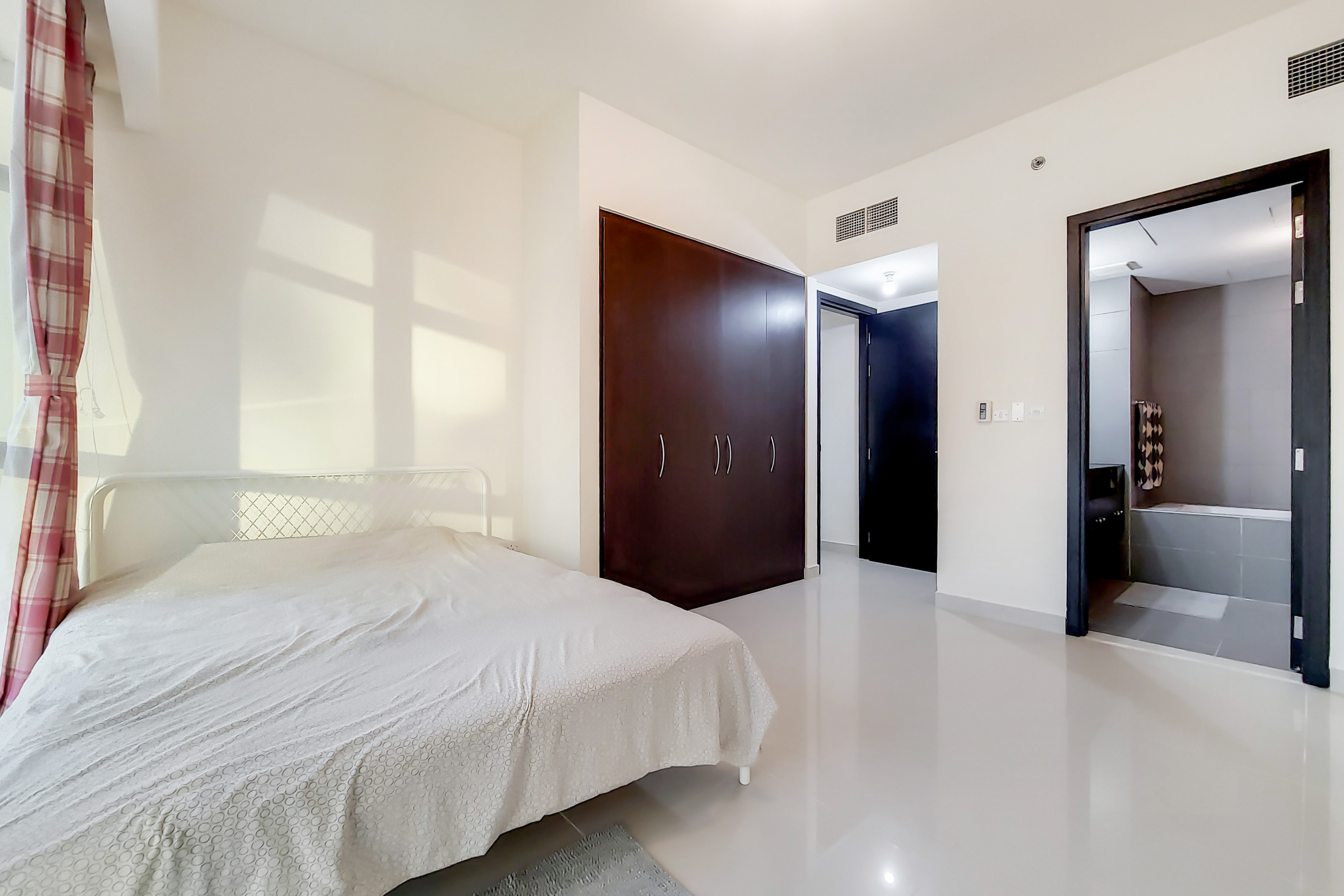 1 Bedroom Apartment in Tala Tower