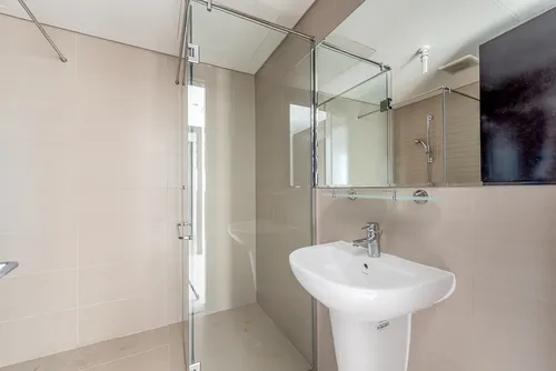 3 Bedrooms Apartment in Tala Tower