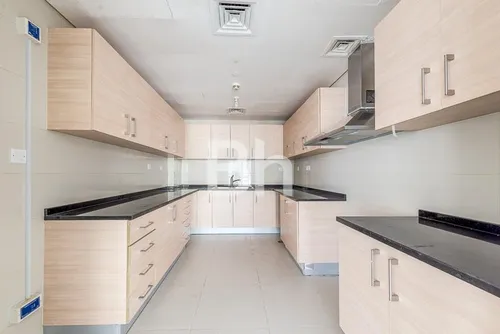 2 Bedrooms Apartment in Tala Tower