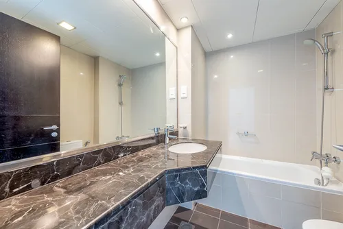 1 Bedroom Apartment in Sky Tower