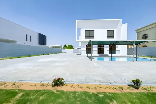 Brand New | Bright and Modern | Private Pool