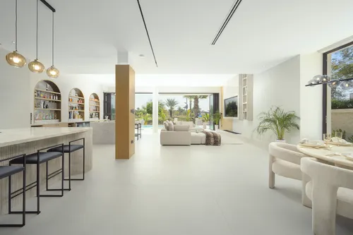 4 Bedrooms Villa in Whitefield 2