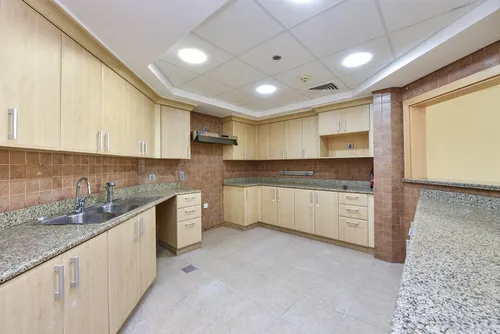 3 Bedrooms Apartment in Al Msalli