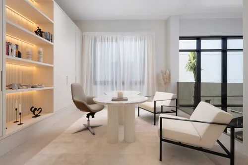 5 Bedrooms Villa in The Turf