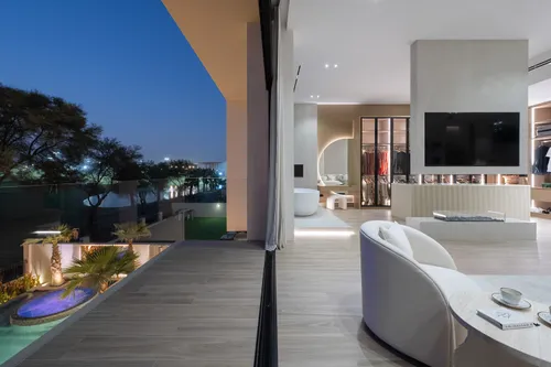 5 Bedrooms Villa in The Turf