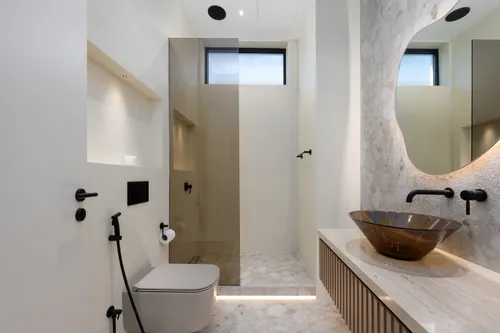 5 Bedrooms Villa in The Turf