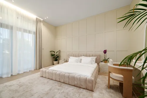 5 Bedrooms Villa in The Turf
