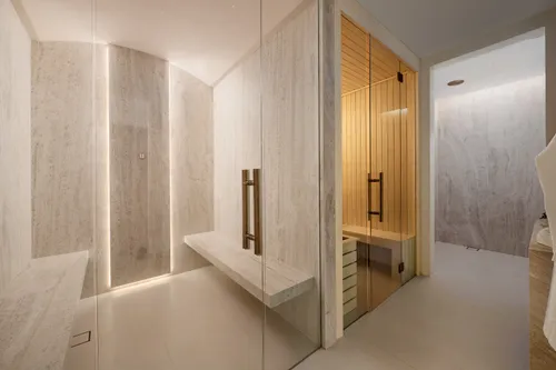 5 Bedrooms Villa in The Turf