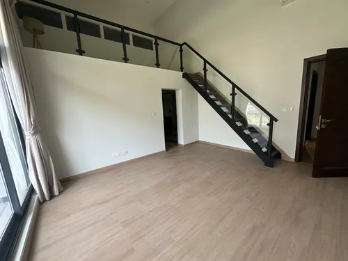 6 Bedrooms Villa in Fairway Vistas