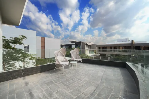 6 Bedrooms Villa in Fairway Vistas