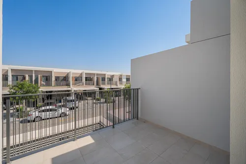 3 Bedrooms Villa in Elan 1
