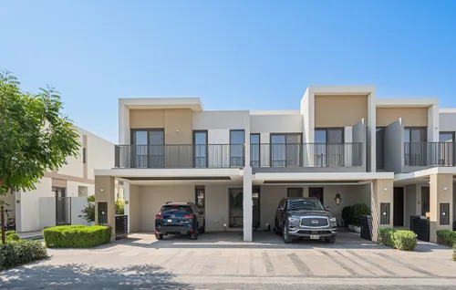 3 Bedrooms Villa in Elan 1