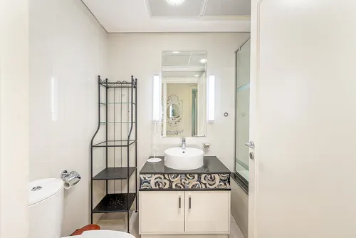 2 Bedrooms Apartment in The Signature