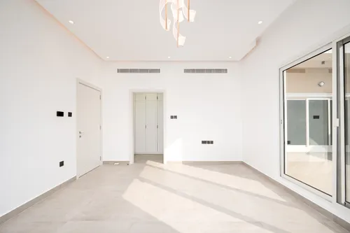 3 Bedrooms Villa in Al Mizhar 2