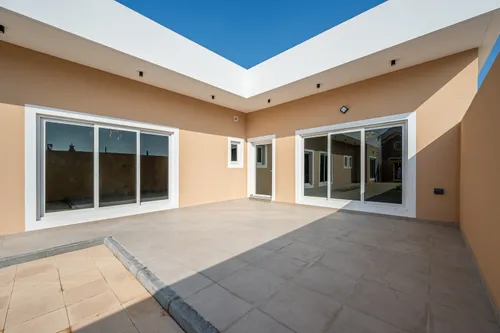 3 Bedrooms Villa in Al Mizhar 2