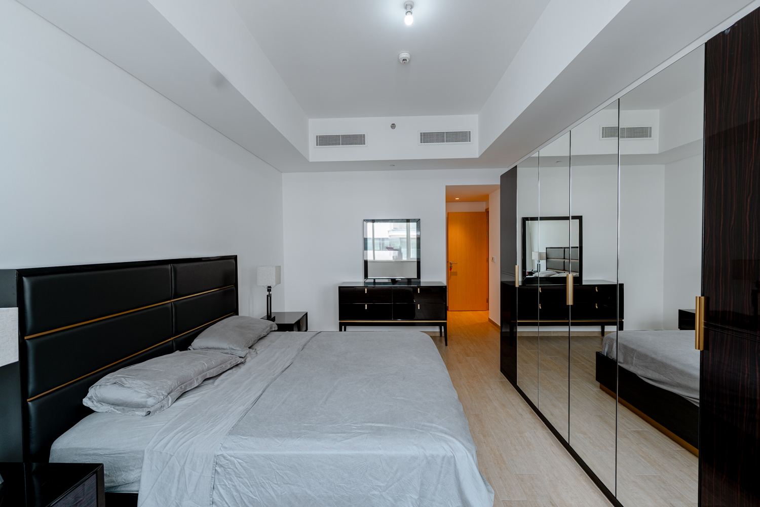 2 Bedrooms Apartment in Mayan 5