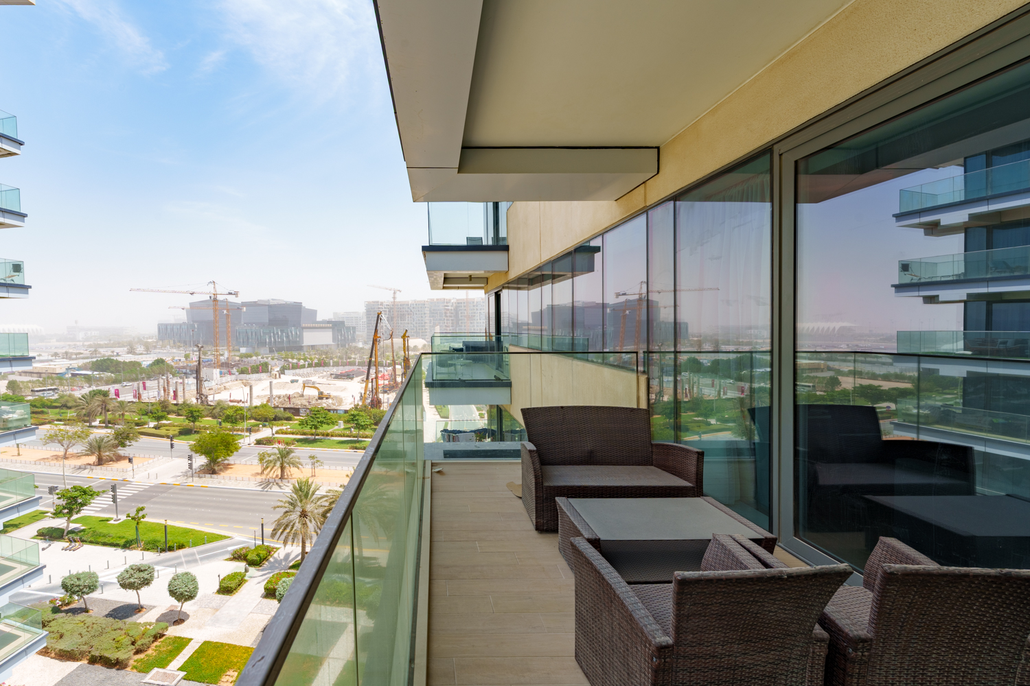 2 Bedrooms Apartment in Mayan 5