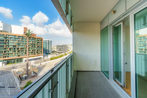 4 Bedrooms Apartment in Al Nada 2