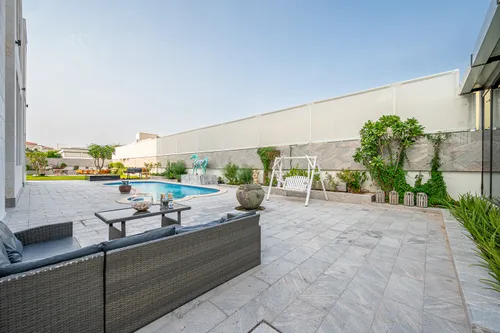 Villa in Al Muhaisnah 3