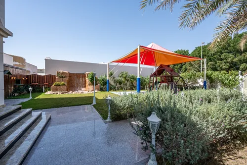 Villa in Al Muhaisnah 3