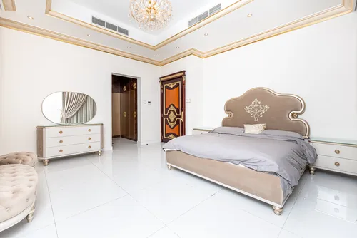 Villa in Al Muhaisnah 3