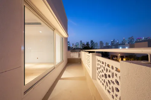 6 Bedrooms Villa in 10 Street, Meadows