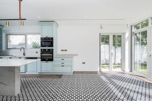 6 Bedrooms Villa in 10 Street, Meadows