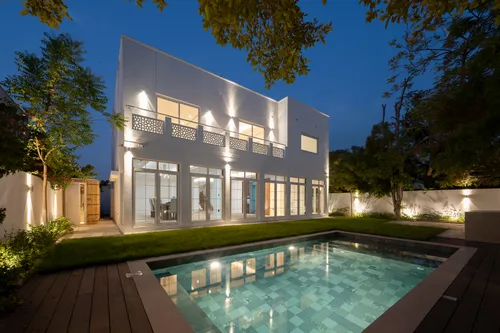 6 Bedrooms Villa in 10 Street, Meadows