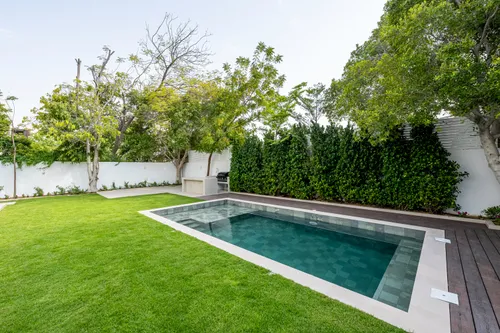 6 Bedrooms Villa in 10 Street, Meadows