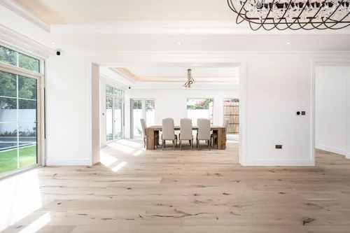 6 Bedrooms Villa in 10 Street, Meadows