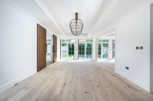 6 Bedrooms Villa in 10 Street, Meadows