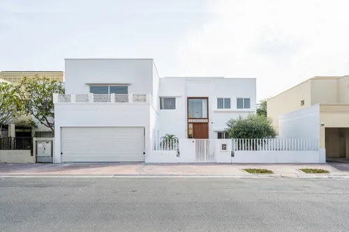 6 Bedrooms Villa in 10 Street, Meadows