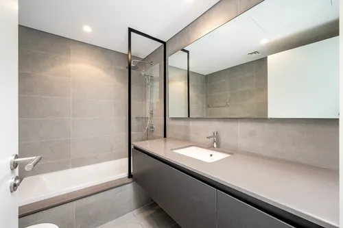 2 Bedrooms Apartment in Tiraz