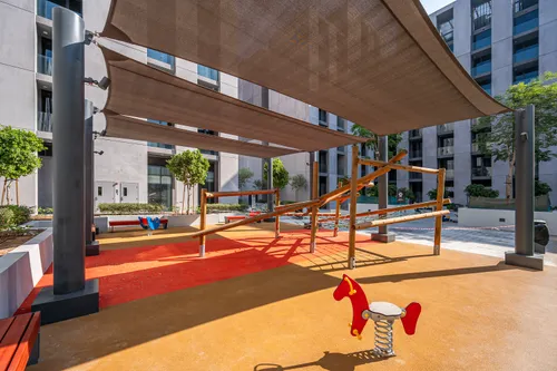 2 Bedrooms Apartment in Tiraz