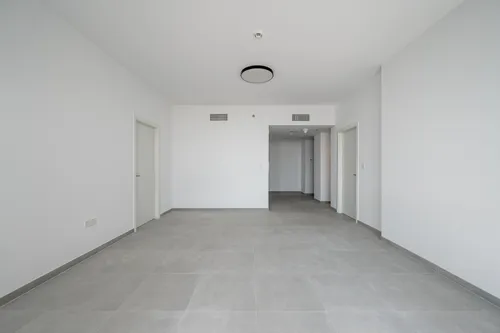 2 Bedrooms Apartment in Tiraz