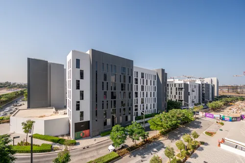 2 Bedrooms Apartment in Tiraz