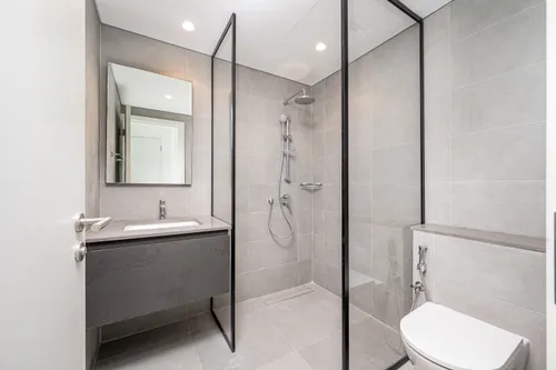 2 Bedrooms Apartment in Tiraz