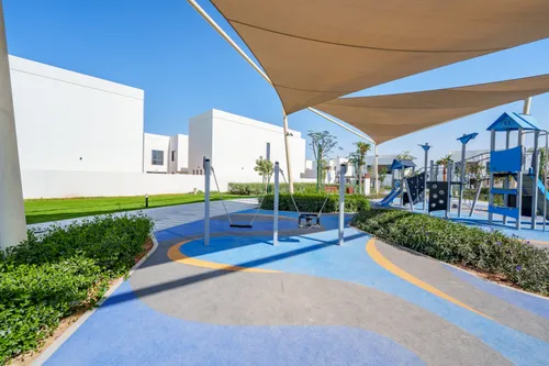 4 Bedrooms Villa in Noya Luma