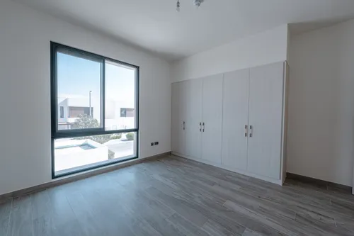 4 Bedrooms Villa in Noya Luma