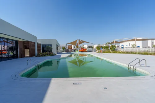 4 Bedrooms Villa in Noya Luma