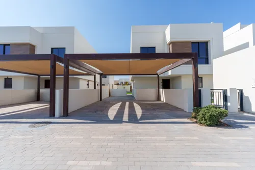 4 Bedrooms Villa in Noya Luma