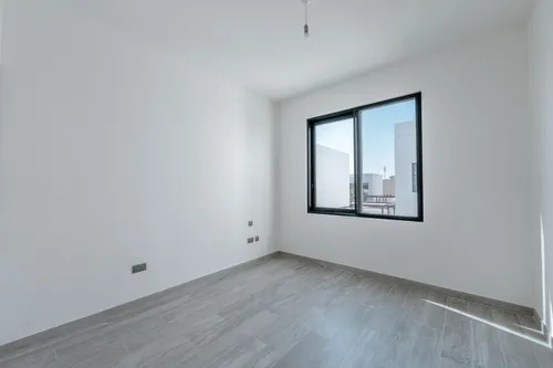 4 Bedrooms Villa in Noya Luma