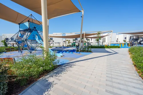 4 Bedrooms Villa in Noya Luma