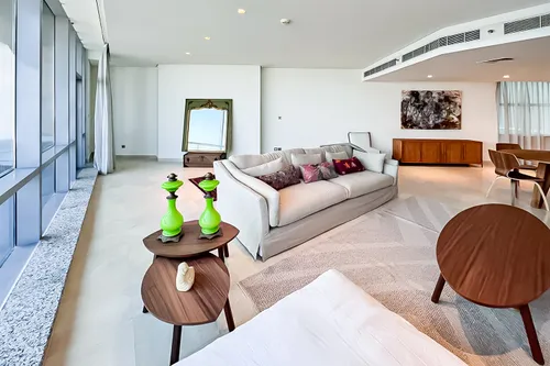 2 Bedrooms Apartment in Sky Gardens