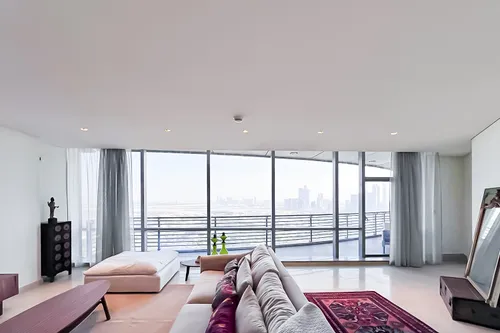 2 Bedrooms Apartment in Sky Gardens
