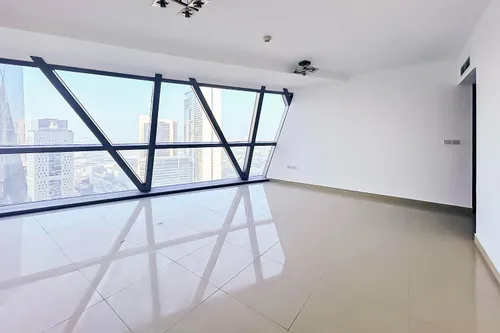 3 Bedrooms Apartment in Park Tower A
