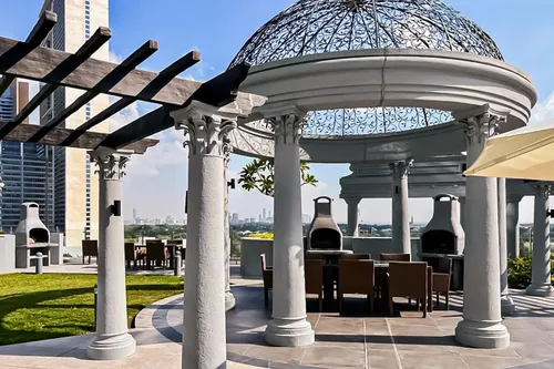 3 Bedrooms Apartment in Park Tower A